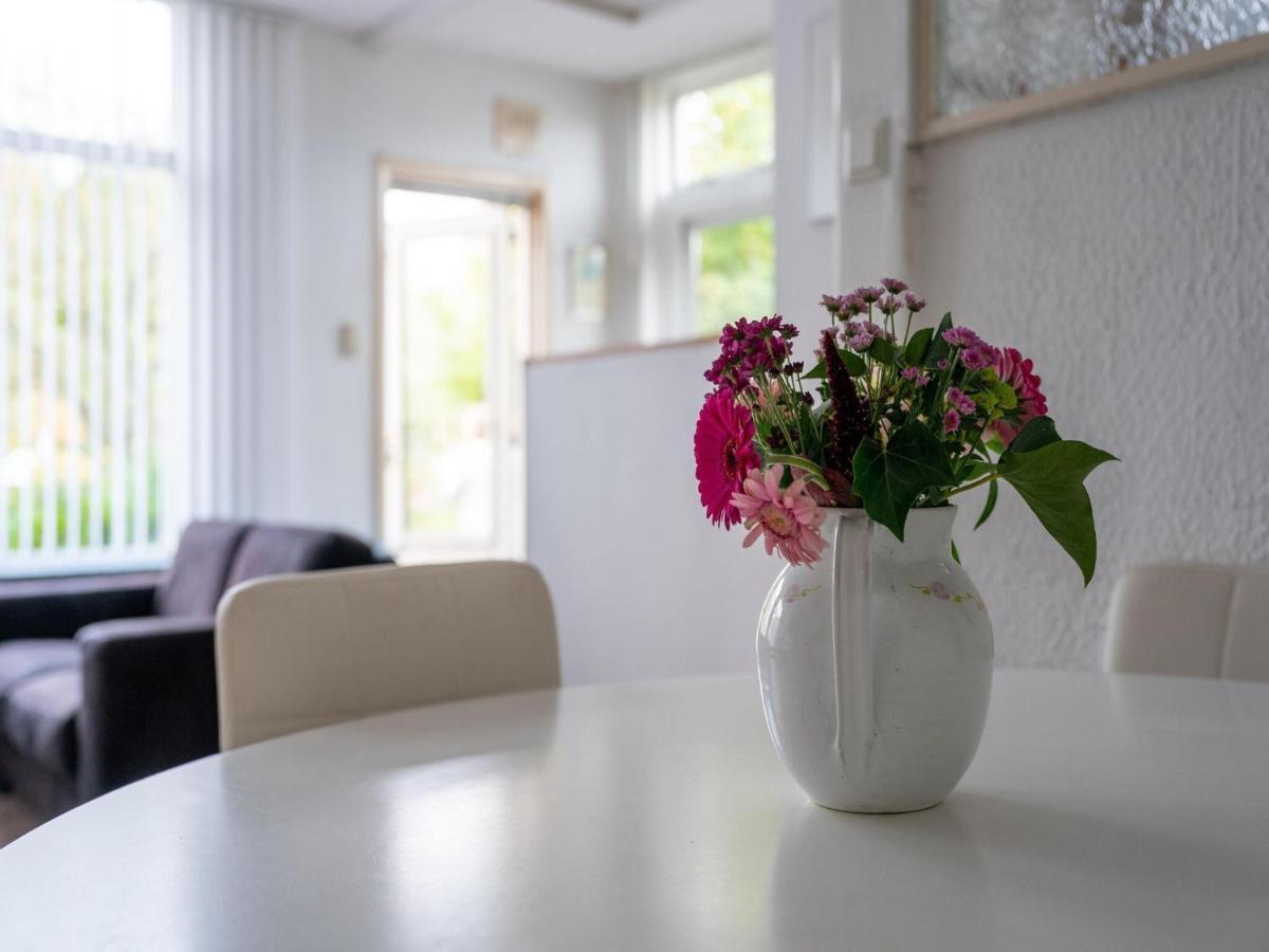 Modern Holiday Home In Heeg With Garden Exteriér fotografie