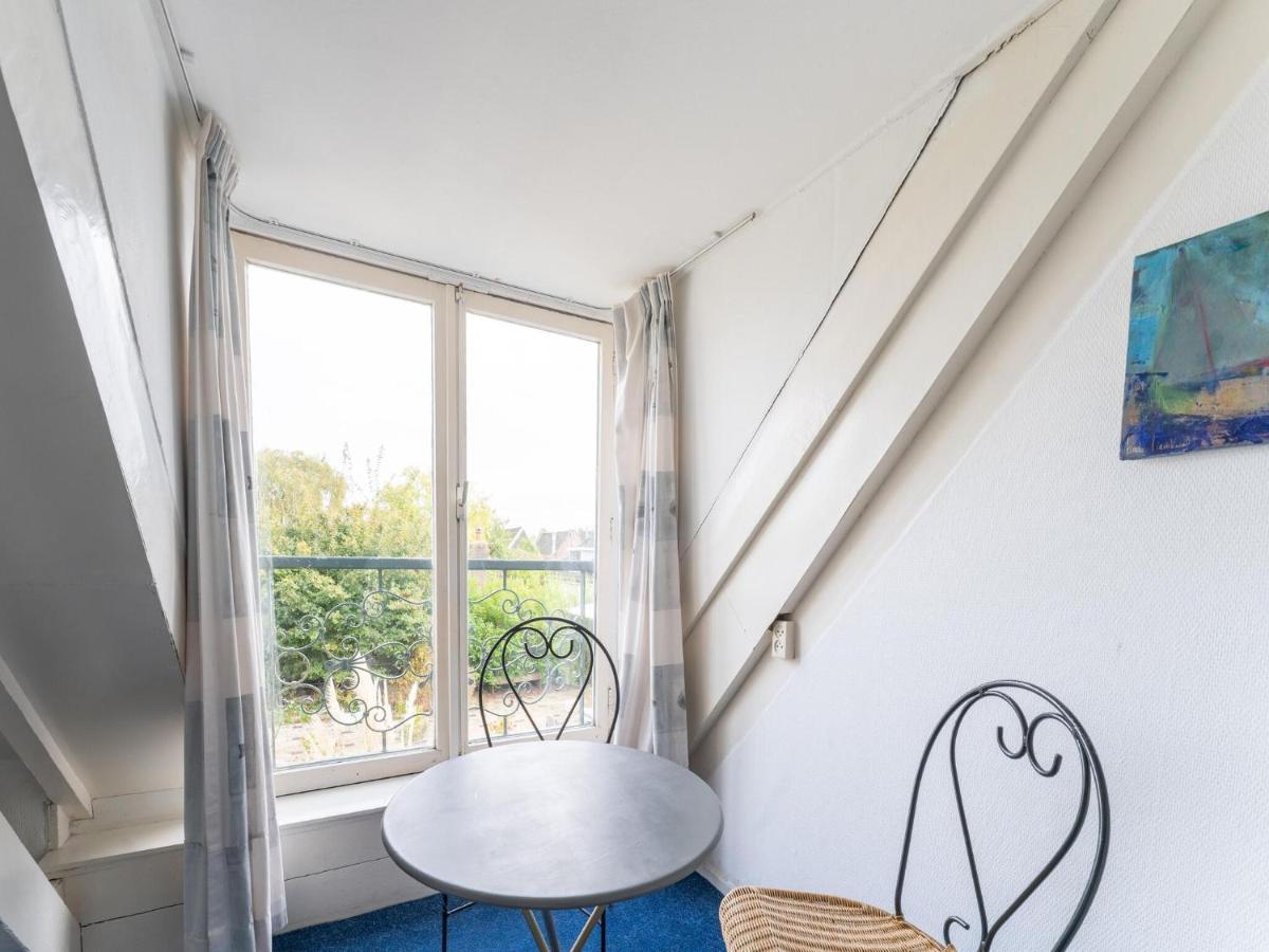 Modern Holiday Home In Heeg With Garden Exteriér fotografie