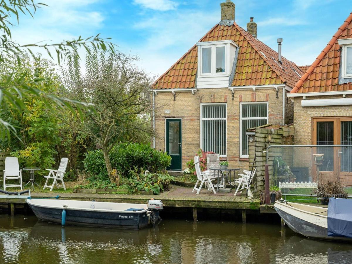 Modern Holiday Home In Heeg With Garden Exteriér fotografie